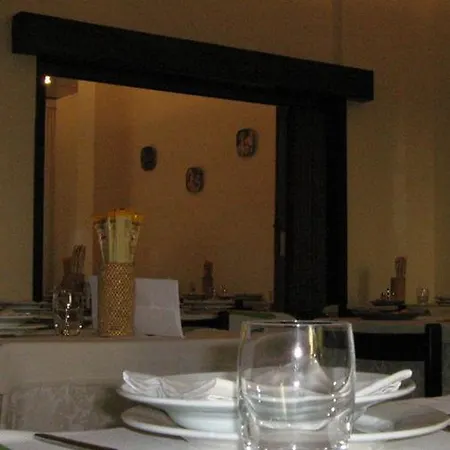 特里雅斯特酒店 酒店