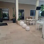 ホテル Trieste 3*