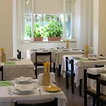 Trieste 3* セニガッリア